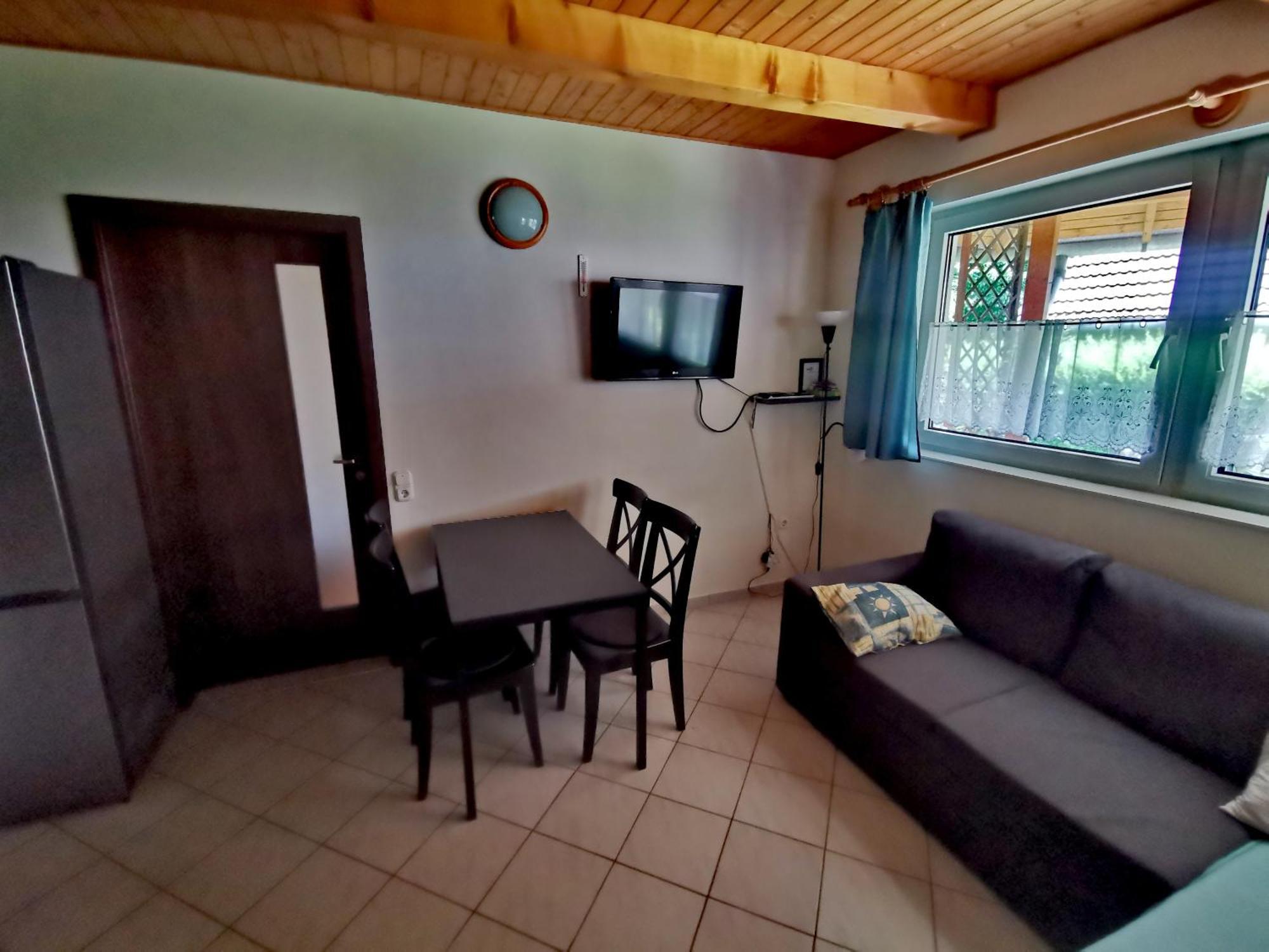 Nemeth Apartmanhaz Balatongyorok Exterior photo